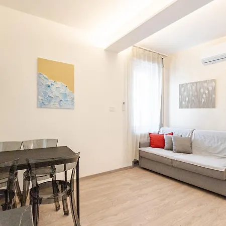 Daire Teatro - Isabella Trieste